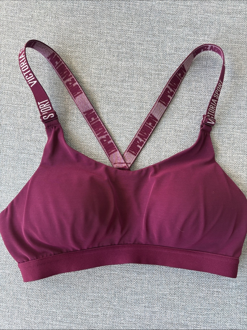 Victoria Sport Women's Wireless Sports Bra Plum 34B